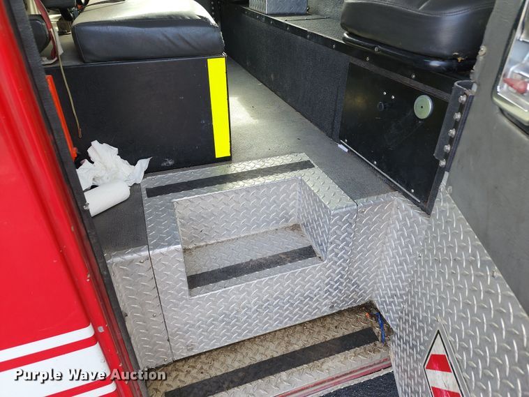 image for item KH9162 2005 Seagrave TR44DA  fire truck