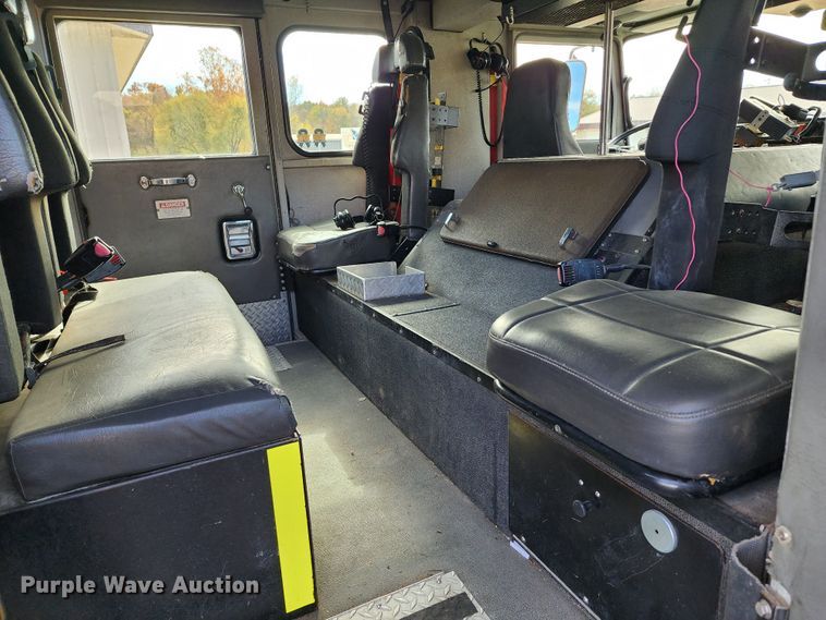 image for item KH9162 2005 Seagrave TR44DA  fire truck