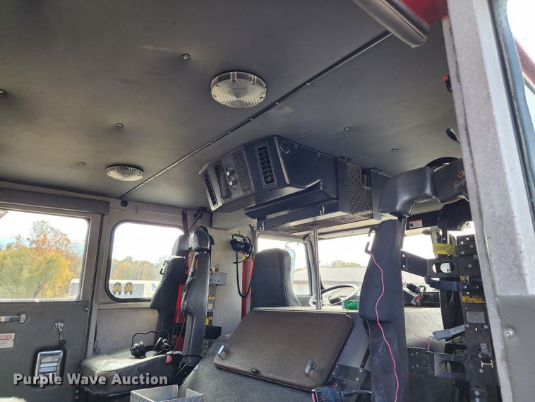 image for item KH9162 2005 Seagrave TR44DA  fire truck