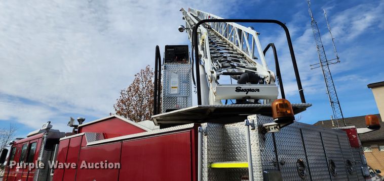 image for item KH9162 2005 Seagrave TR44DA  fire truck