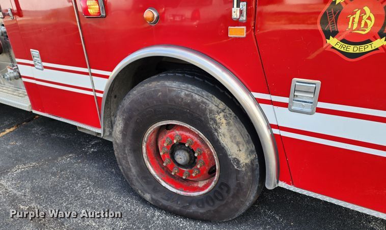 image for item KH9162 2005 Seagrave TR44DA  fire truck