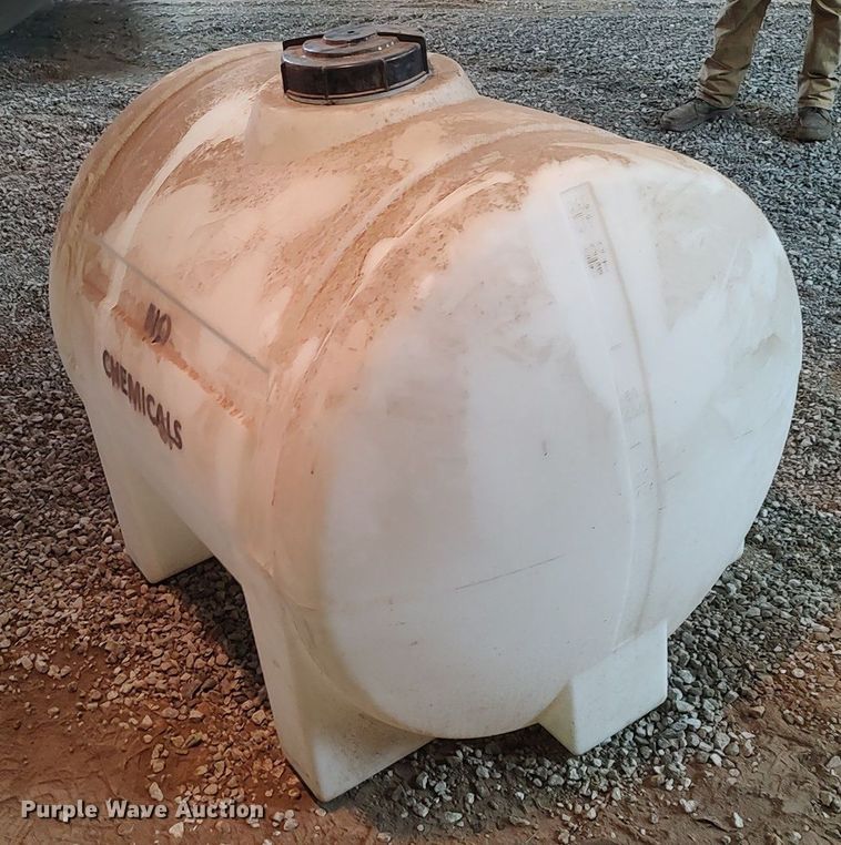 image for item KI9961 Snyder Industries  poly tank