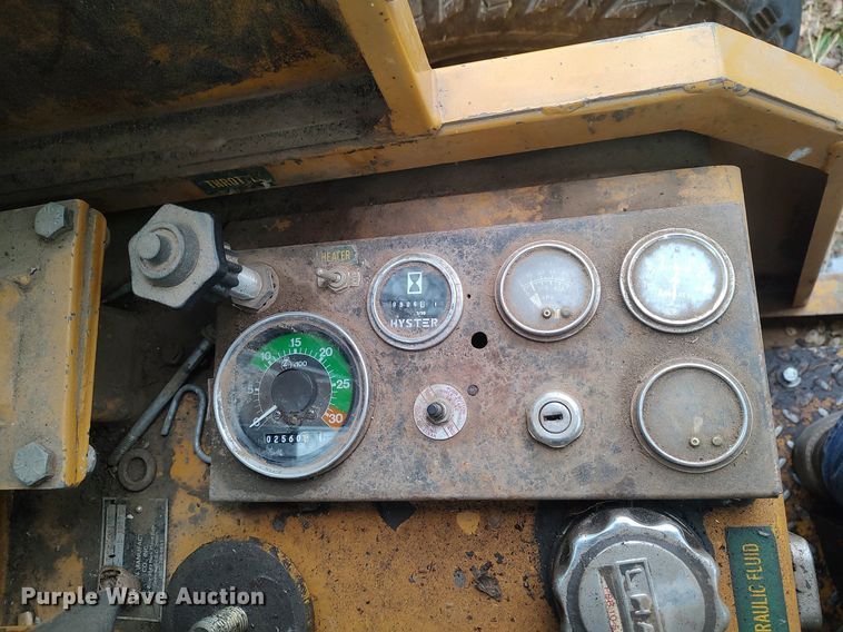 image for item KI9963 Mauldin 688E  motor grader