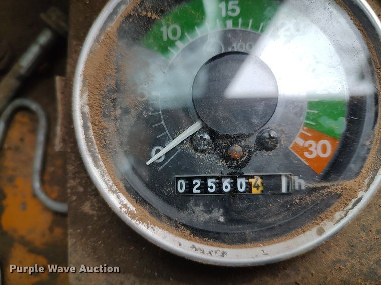 image for item KI9963 Mauldin 688E  motor grader