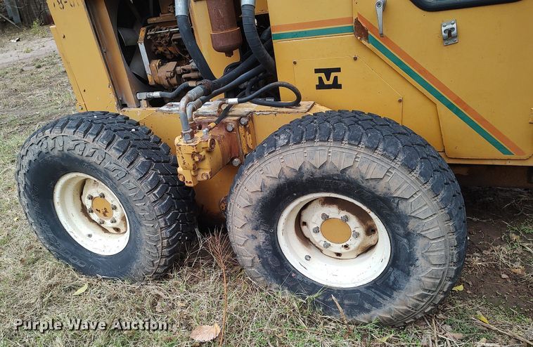 image for item KI9963 Mauldin 688E  motor grader