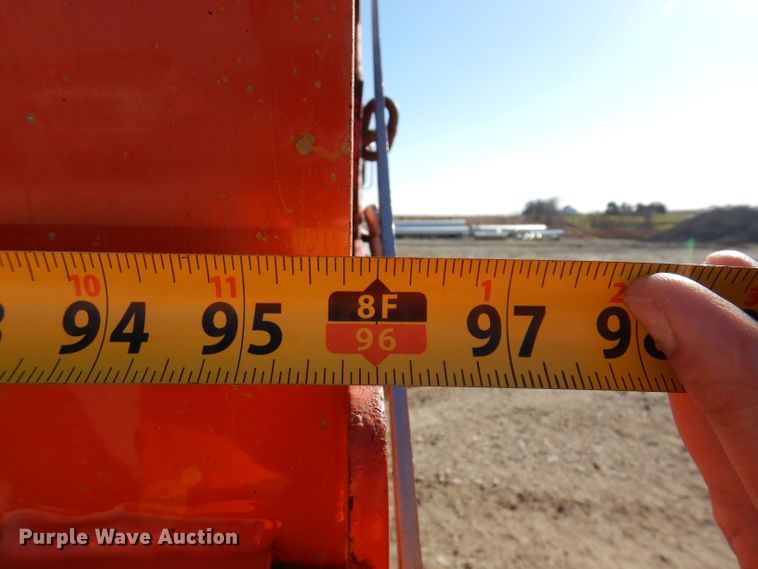 image for item KW9306 1996 Ford F800  dump truck