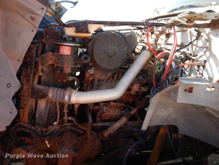 image for item KW9306 1996 Ford F800  dump truck