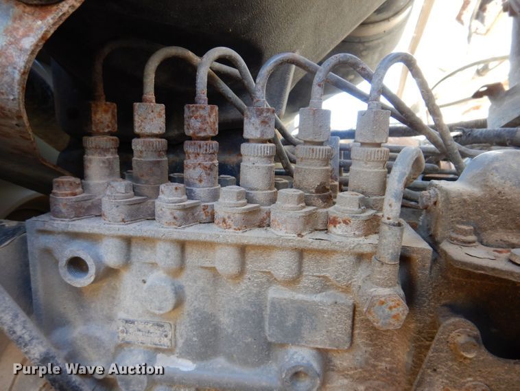 image for item KW9306 1996 Ford F800  dump truck