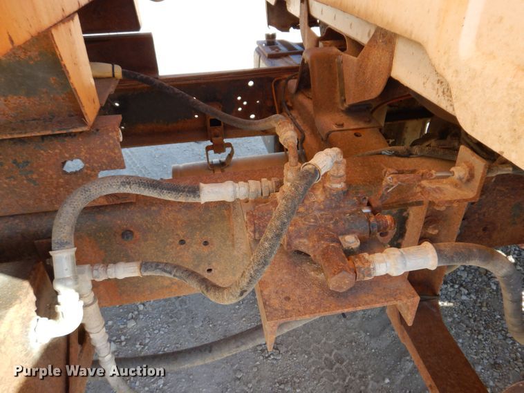 image for item KW9307 1994 Chevrolet Kodiak  dump truck