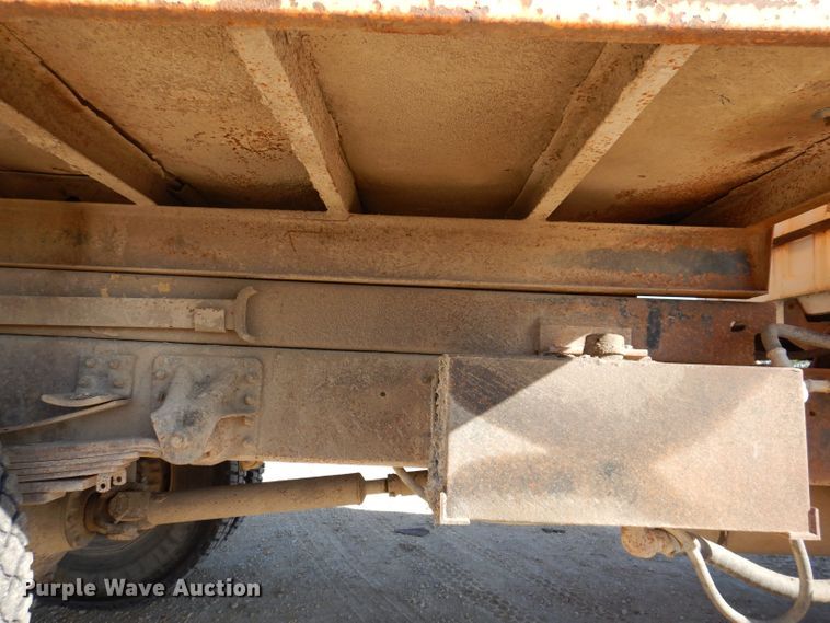 image for item KW9307 1994 Chevrolet Kodiak  dump truck