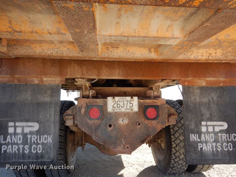 image for item KW9307 1994 Chevrolet Kodiak  dump truck