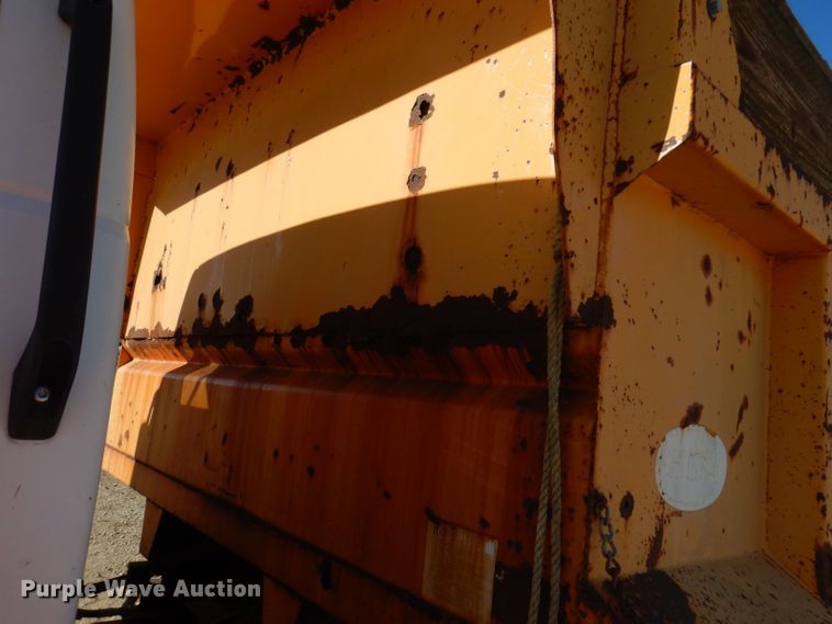 image for item KW9307 1994 Chevrolet Kodiak  dump truck