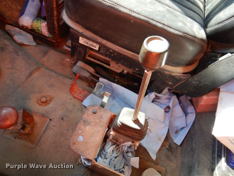 image for item KW9307 1994 Chevrolet Kodiak  dump truck