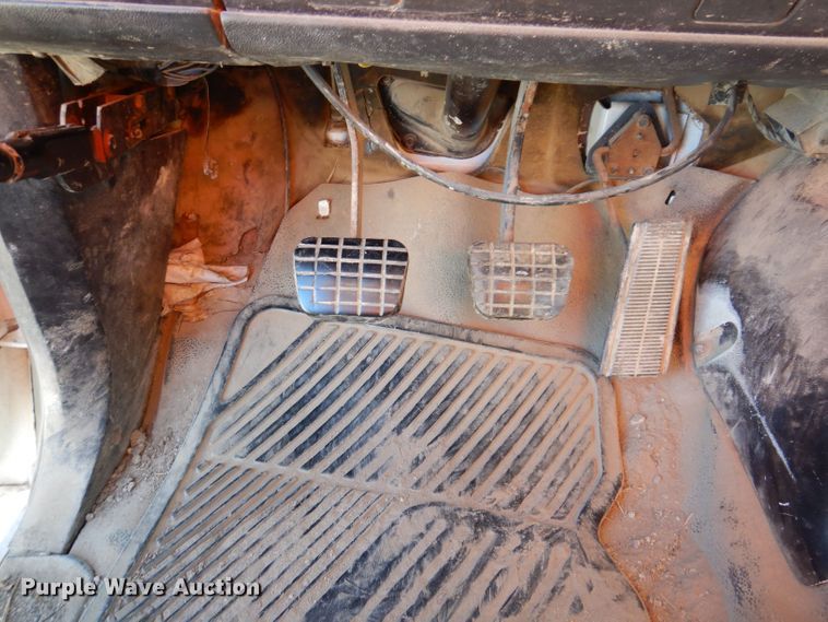 image for item KW9307 1994 Chevrolet Kodiak  dump truck