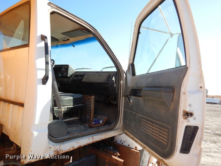 image for item KW9307 1994 Chevrolet Kodiak  dump truck