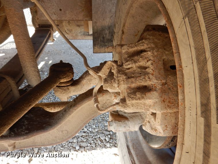 image for item KW9307 1994 Chevrolet Kodiak  dump truck