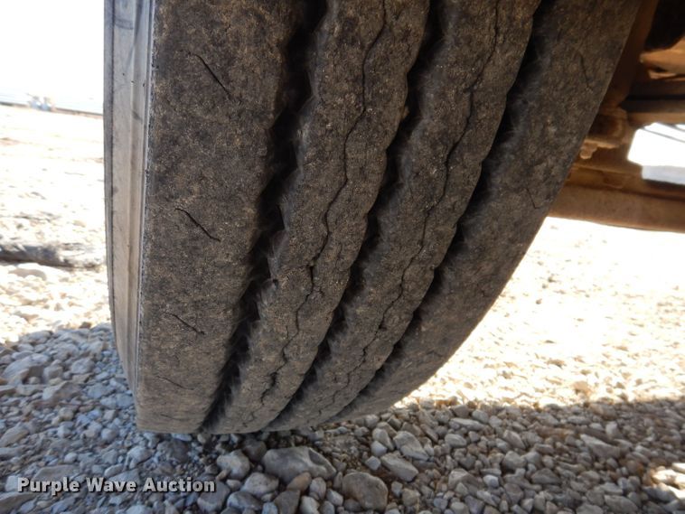 image for item KW9307 1994 Chevrolet Kodiak  dump truck