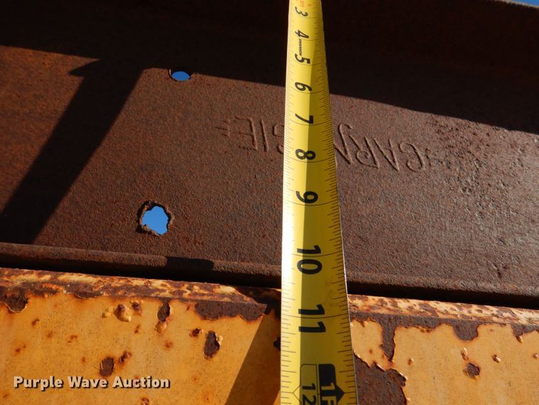 image for item KW9308 1991 Chevrolet Kodiak  dump truck