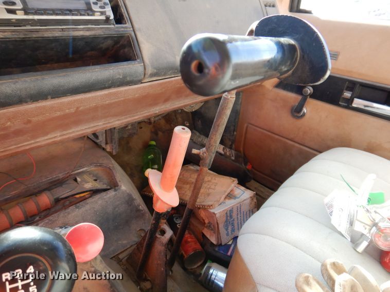 image for item KW9308 1991 Chevrolet Kodiak  dump truck