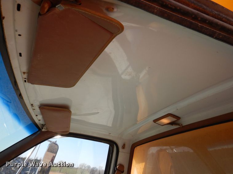 image for item KW9308 1991 Chevrolet Kodiak  dump truck