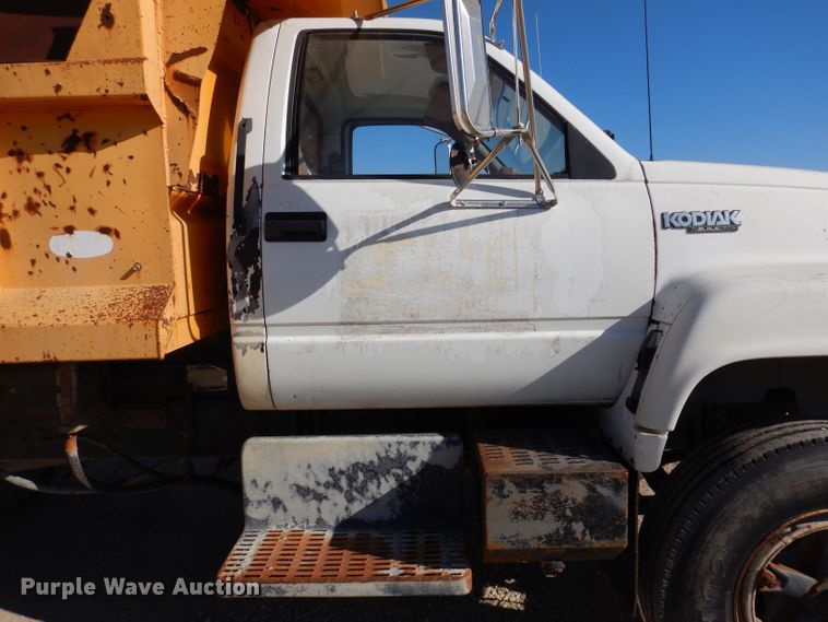 image for item KW9308 1991 Chevrolet Kodiak  dump truck