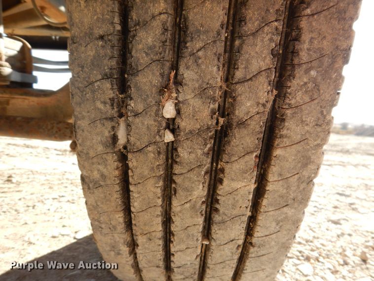 image for item KW9308 1991 Chevrolet Kodiak  dump truck