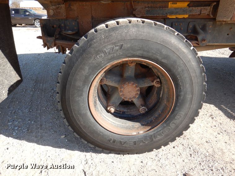 image for item KW9308 1991 Chevrolet Kodiak  dump truck