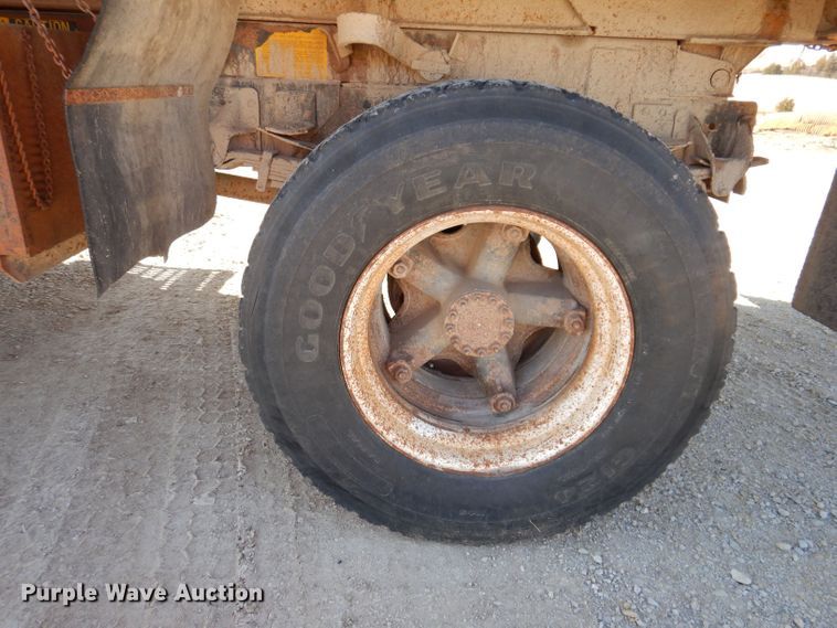 image for item KW9308 1991 Chevrolet Kodiak  dump truck