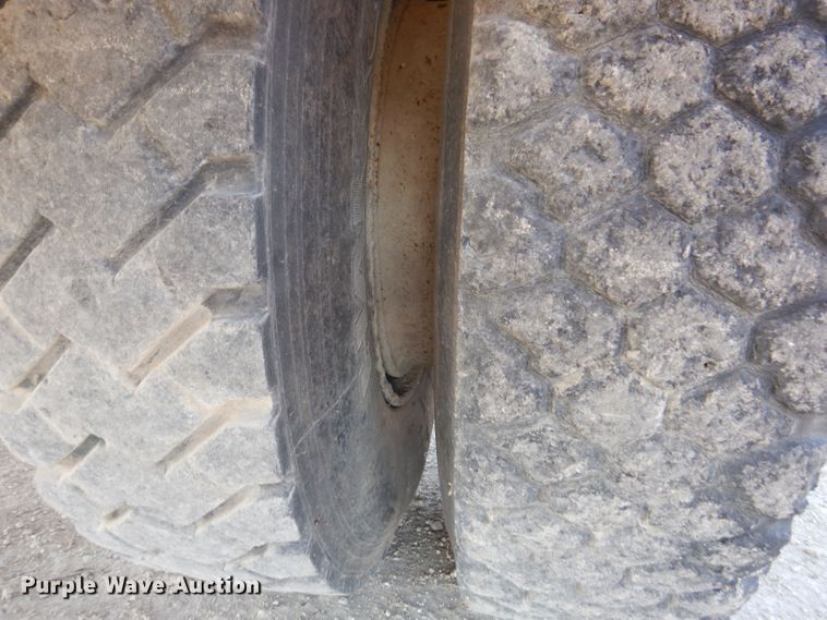 image for item KW9308 1991 Chevrolet Kodiak  dump truck