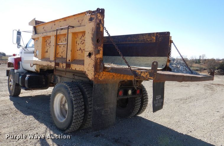 image for item KW9309 1992 GMC Kodiak  dump truck