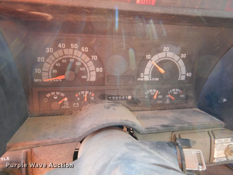 image for item KW9309 1992 GMC Kodiak  dump truck