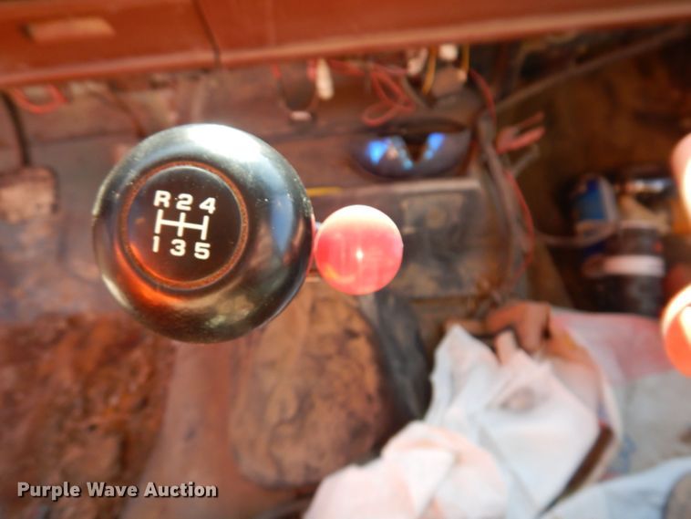 image for item KW9309 1992 GMC Kodiak  dump truck