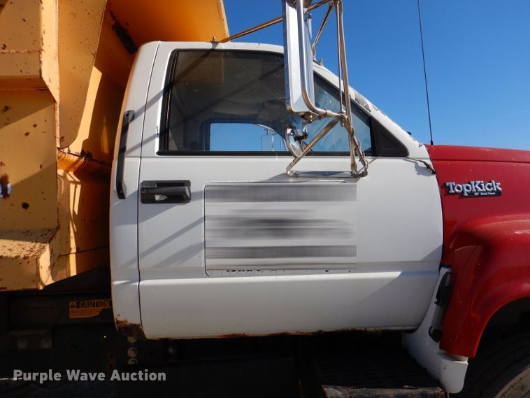 image for item KW9309 1992 GMC Kodiak  dump truck