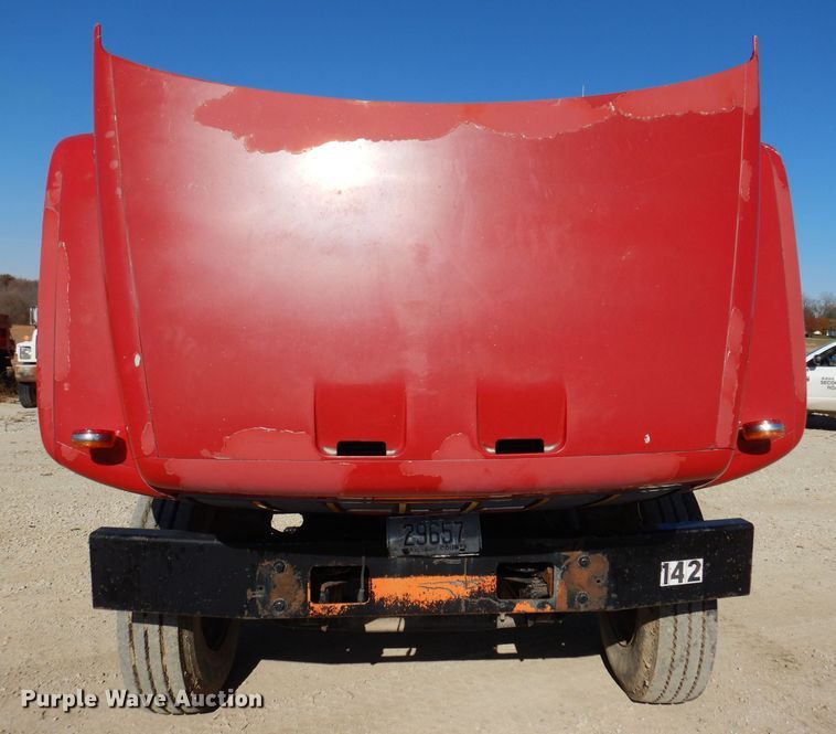 image for item KW9309 1992 GMC Kodiak  dump truck