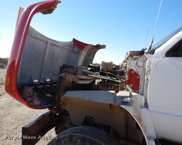 image for item KW9309 1992 GMC Kodiak  dump truck