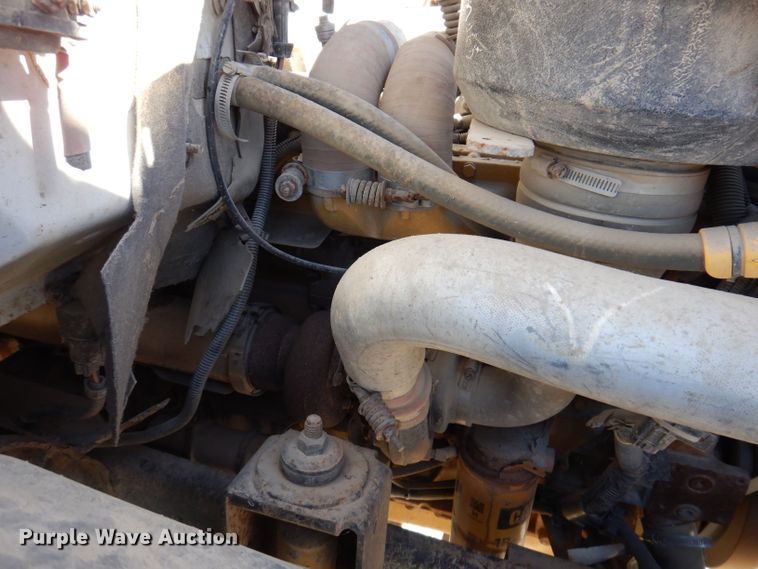 image for item KW9309 1992 GMC Kodiak  dump truck