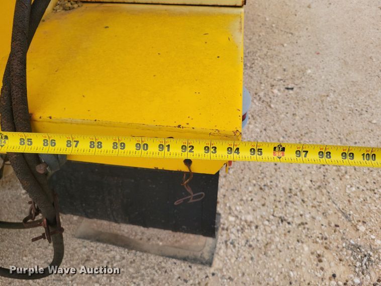 image for item LG9321 High Roller  spreader