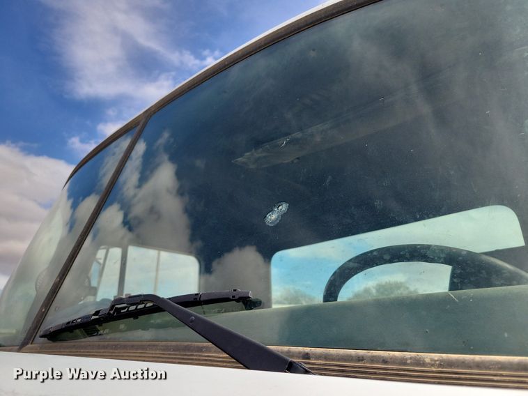 image for item LG9322 1990 Mack CH613  semi truck