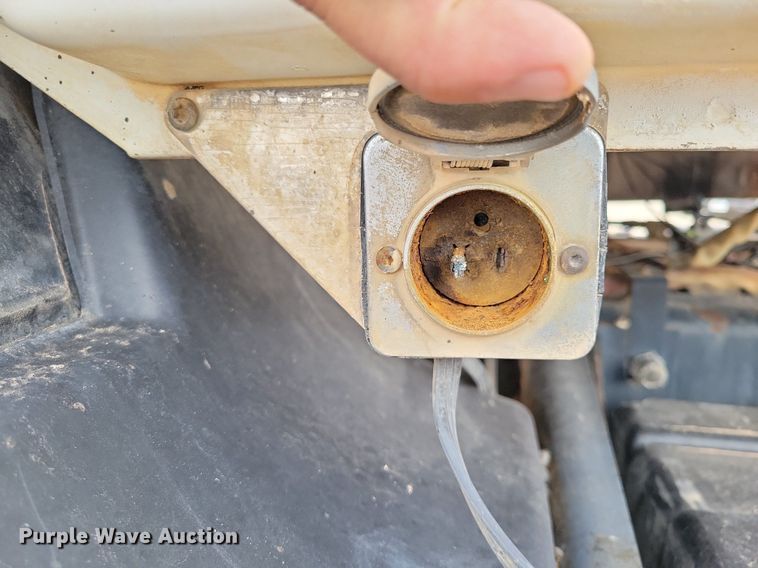 image for item LG9322 1990 Mack CH613  semi truck