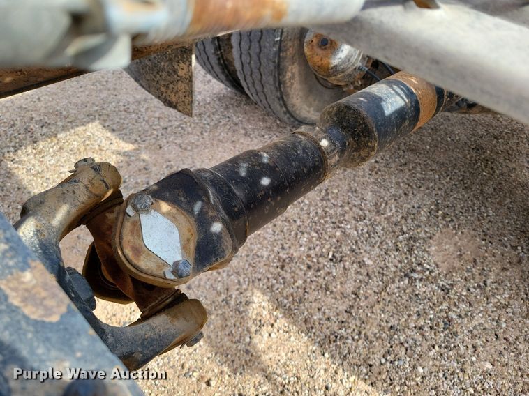 image for item LG9322 1990 Mack CH613  semi truck