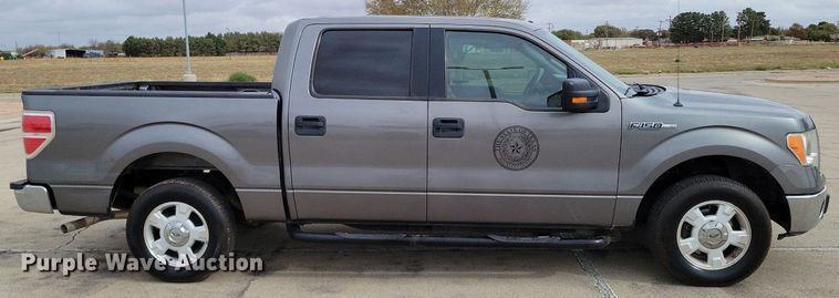 image for item LG9325 2009 Ford F150  SuperCrew pickup truck