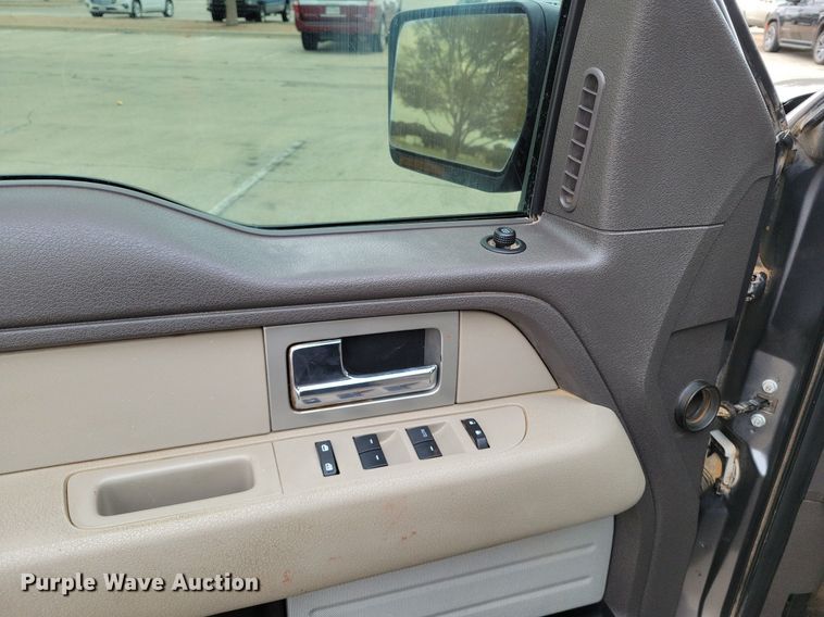 image for item LG9325 2009 Ford F150  SuperCrew pickup truck