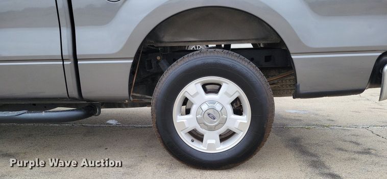 image for item LG9325 2009 Ford F150  SuperCrew pickup truck