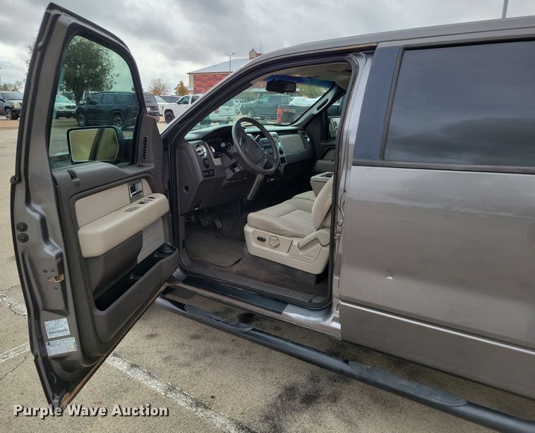 image for item LG9326 2009 Ford F150  SuperCrew pickup truck