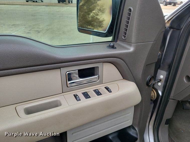 image for item LG9326 2009 Ford F150  SuperCrew pickup truck