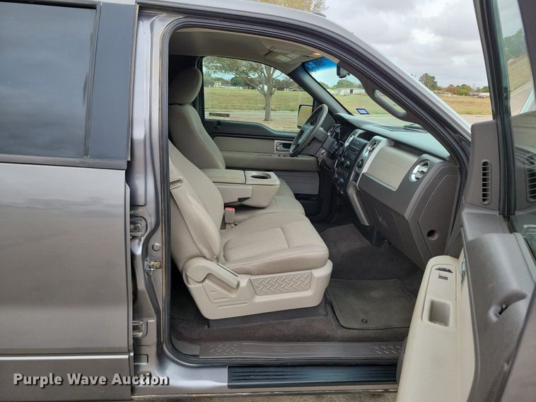 image for item LG9326 2009 Ford F150  SuperCrew pickup truck