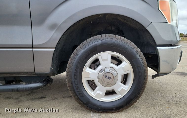 image for item LG9326 2009 Ford F150  SuperCrew pickup truck