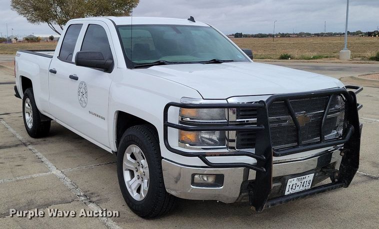 image for item LG9327 2014 Chevrolet Silverado 1500  Double Cab pickup truck