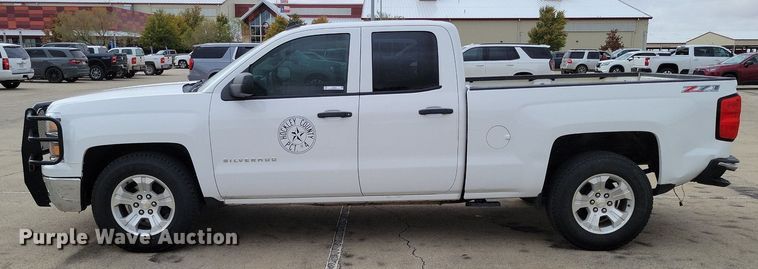image for item LG9327 2014 Chevrolet Silverado 1500  Double Cab pickup truck