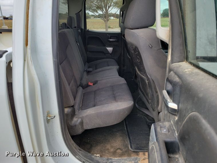 image for item LG9327 2014 Chevrolet Silverado 1500  Double Cab pickup truck